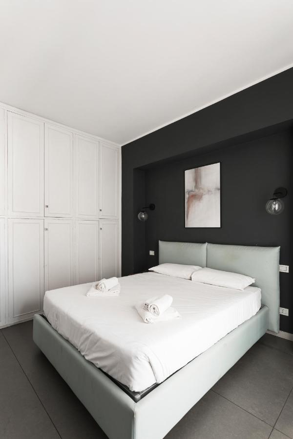 Charming Penthouse In Piazza Venezia With Terrace Apartment Rome Luaran gambar