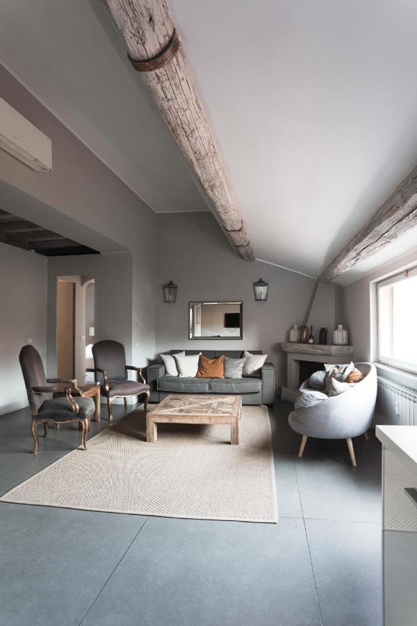 Charming Penthouse In Piazza Venezia With Terrace Apartment Rome Luaran gambar